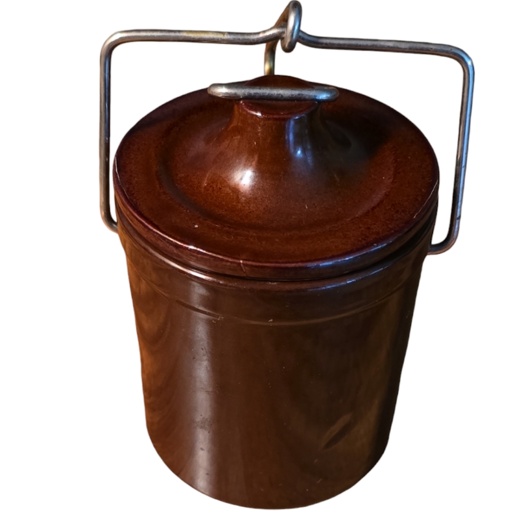 Brown Stoneware Kitchen Cheese Crock